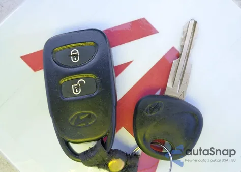 2011 Hyundai Accent Gs z USA, uszkodzony, nr VIN KMHCM3AC8BU186342